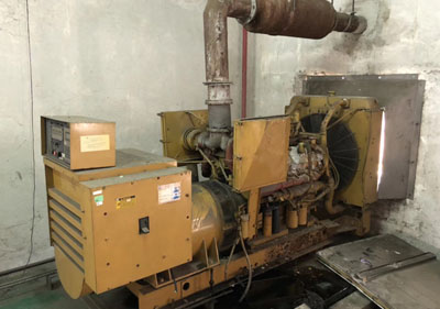 520KW美國卡特3412二手柴油發(fā)電機組進(jìn)口發(fā)電機